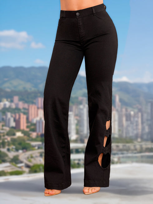Jean Recto Bota Campana con Aberturas Negro Colombiano para Mujer – Ref. J60471