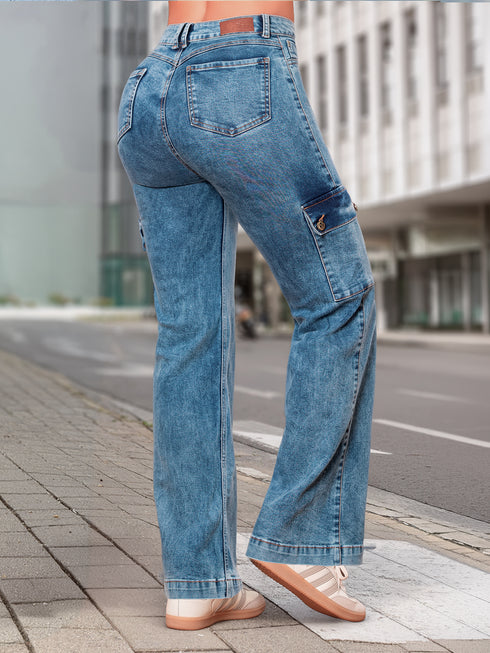 Jean Cargo Bota Recta con Cierre Azul Medio Colombiano para Mujer – Ref. J60440